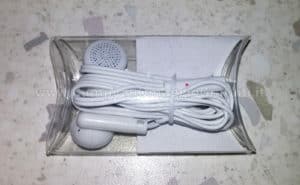 Auricolare-in-regalo-per-telefono-cellulare