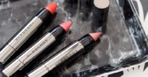 Prova-gratis-il-rossetto-Burberry-Full-Kisses