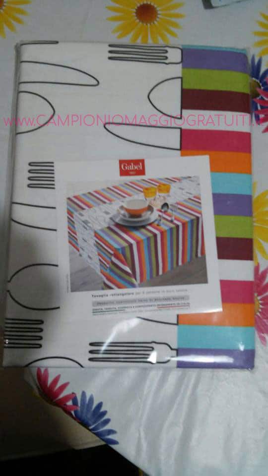 Concorso Dixan 60 anni insieme premio sicuro tovaglia 6 posti