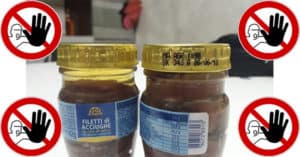 lotto acciughe Athena ritirate