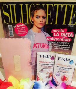 Salviette struccanti FRIA omaggio in edicola