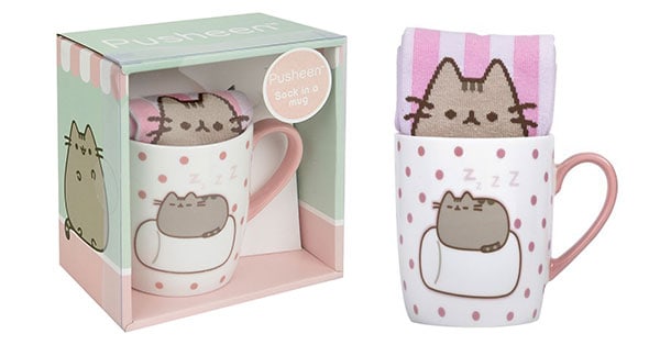Concorso EMP Vinci gratis tazza + calzini di Pusheen