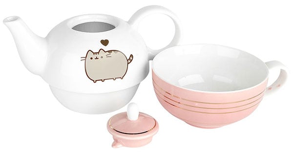Concorso EMP Vinci gratis teiera + tazza di Pusheen