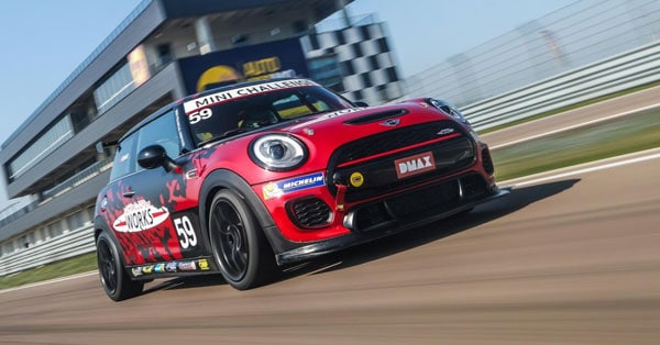 Concorso MINI Republic for Fun Vinci gratis weekend-esperienza a Monza