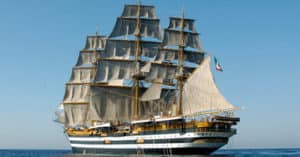 Concorso RTL 102.5 Vinci gratis un'esperienza unica a bordo dell'Amerigo Vespucci