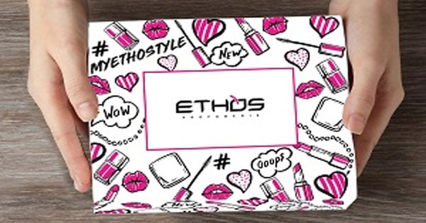 Iscrizione Concorso Scatta e vinci con Elizabeth Arden